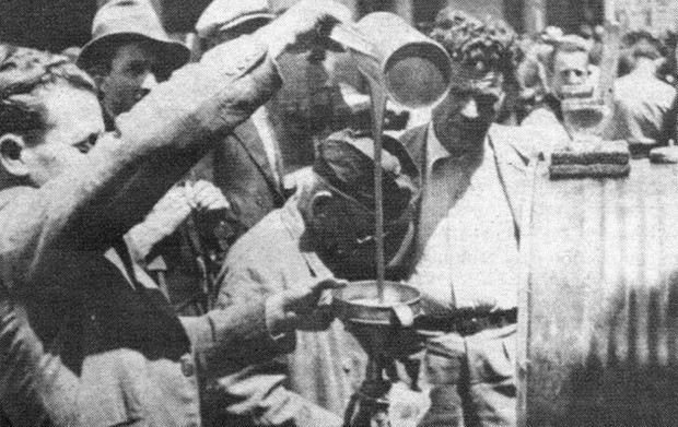 1943, Έλληνες μαυραγορίτες, συλλεκτικό φιλμάκι και φωτογραφίες
