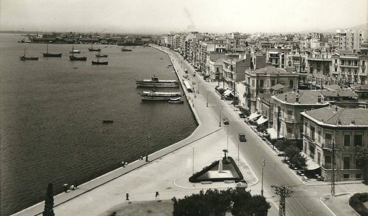 Θεσσαλονίκη, η Παραλιακή 1860 - 1960, η φωτογραφική μεταμόρφωση
