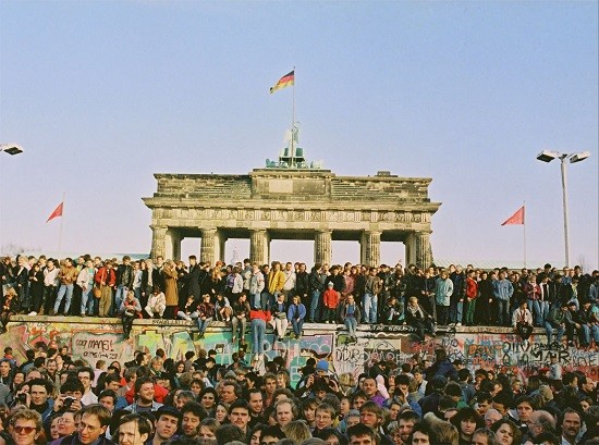 1989 Berlin Wall 34882309