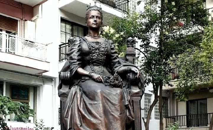 Όλγα, η βασίλισσα που "ατενίζει" τη Θεσσαλονίκη