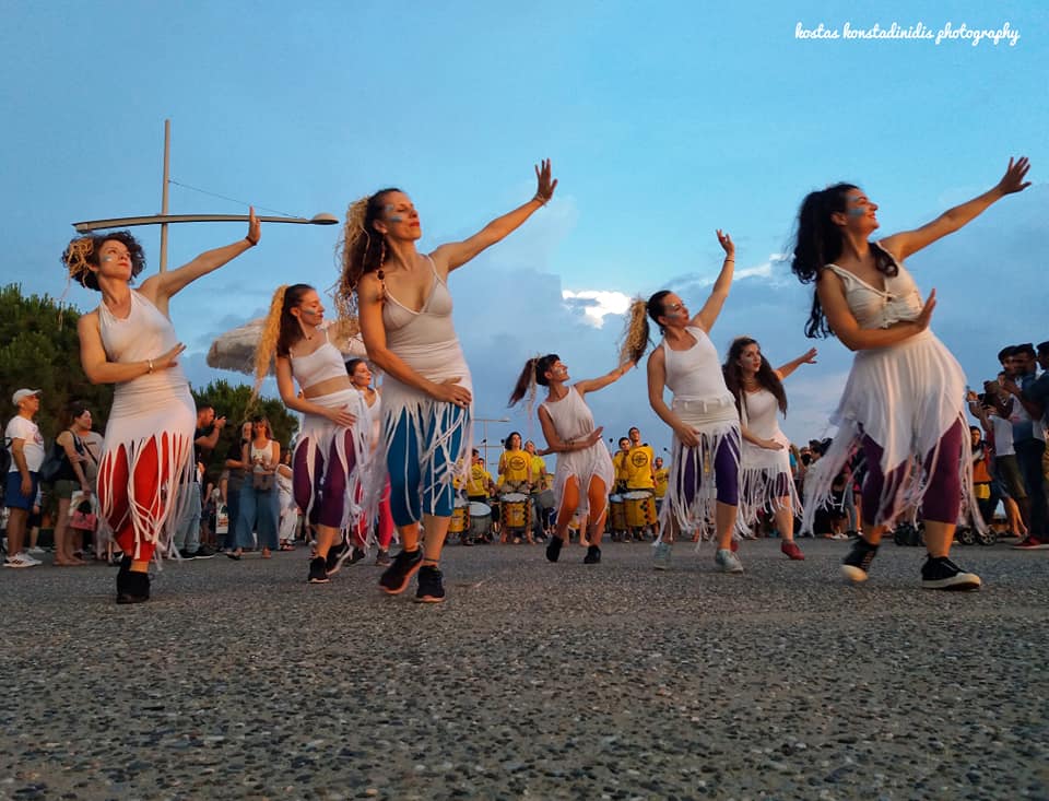 Παγκόσμιος χορός για το νερό στη Νέα Παραλία Θεσσαλονίκης: 13 φωτογραφίες από τον Κώστα Κωνσταντινίδη