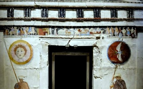 Άγιος Αθανάσιος Θεσσαλονίκης: Μακεδονικός Τάφος ΙΙΙ, από τον Στέφανο Πασβάντη