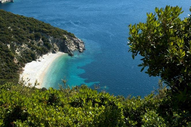 4+1 ελληνικά νησιά για να βρεις την απόλυτη ηρεμία