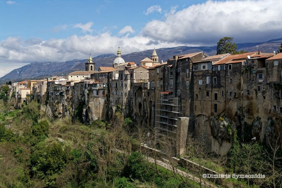Sant' Agata de' Goti: ένα από τα πιο όμορφα και άγνωστα χωριά της Ιταλίας
