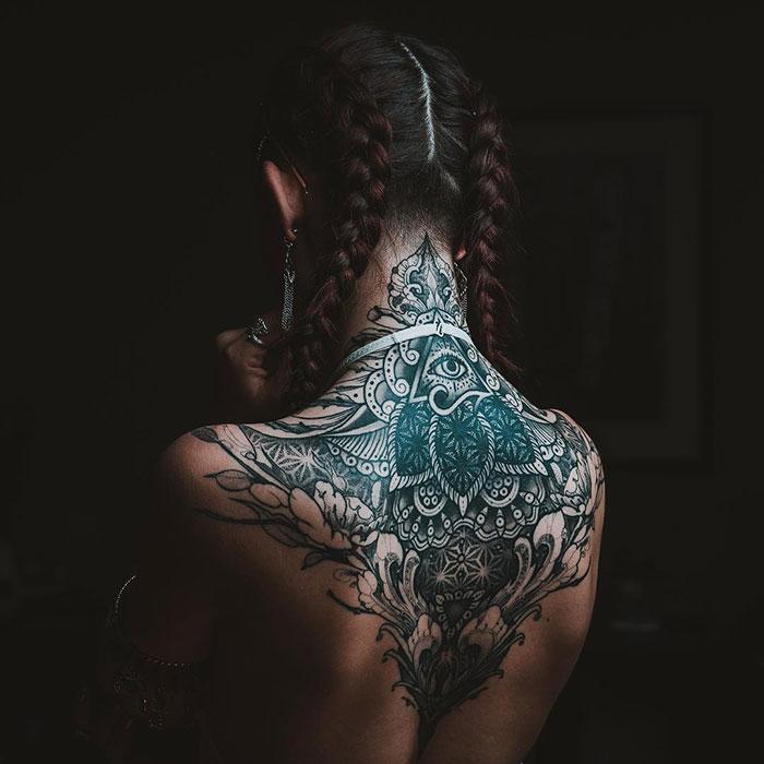 30 τατουάζ πλάτης που είναι πραγματικά αριστουργήματα