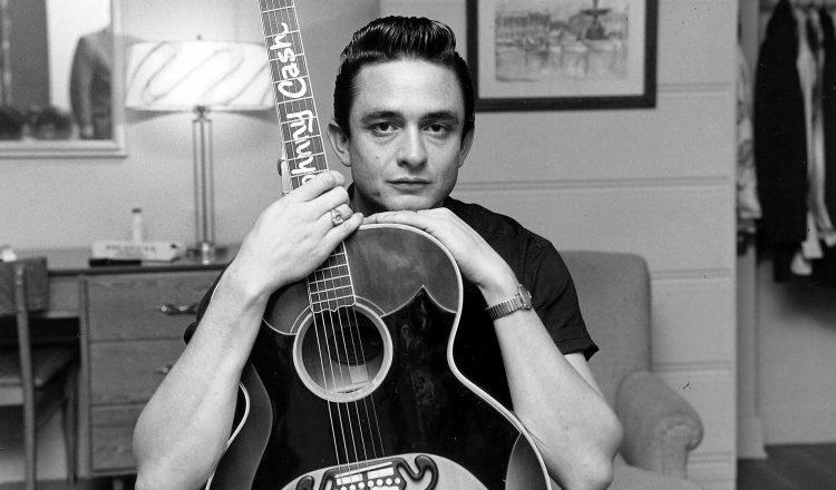 Johnny Cash: "A solitary man ... in black"