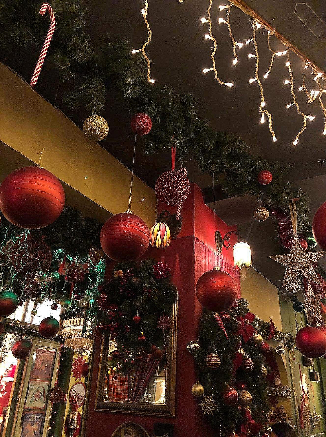 Διατηρητέο | Τα Χριστούγεννα "φώλιασαν" στο πιο ζεστό καφέ της Ικτίνου