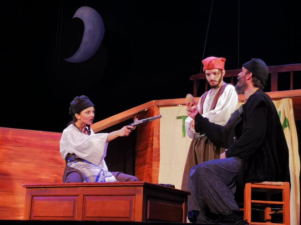 Τελευταία παράσταση "ΝΙ ΠΙ, ο τελευταίος πειρατής του Αιγαίου" στο Θέατρο Αθήναιον