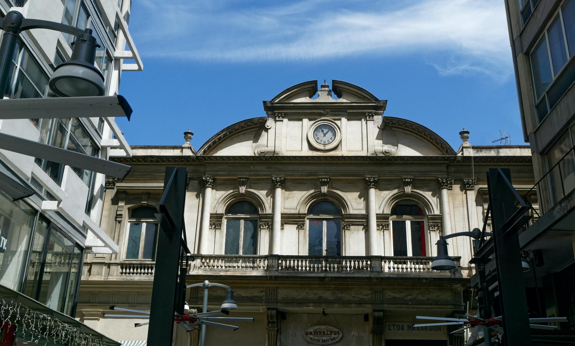 Στοά Μαλακοπή (Τράπεζα Θεσσαλονίκης), δημιούργημα του Vitaliano Poselli
