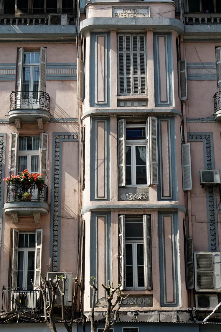 Μέγαρο Βαρβιτσιώτη: το πανέμορφο κτήριο, περίφημο  στέκι των καλλιτεχνών της Θεσσαλονίκης