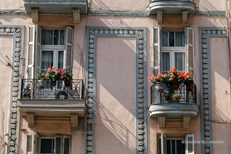 Μέγαρο Βαρβιτσιώτη: το πανέμορφο κτήριο, περίφημο  στέκι των καλλιτεχνών της Θεσσαλονίκης