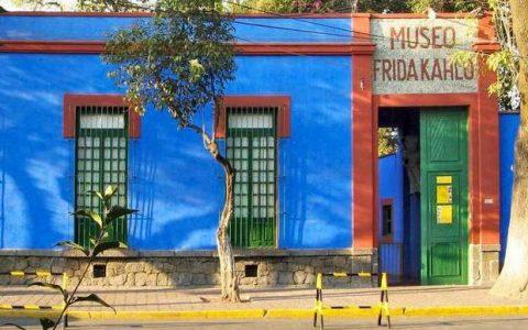Casa Azul: Επισκεφτείτε ψηφιακά το «Γαλάζιο Σπίτι» της Φρίντα Κάλο!